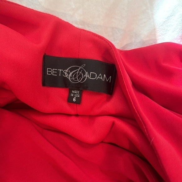 Betsy Adam’s red dress with diamonds on the shoulder. Made in USA 🇺🇸 - Picture 6 of 13